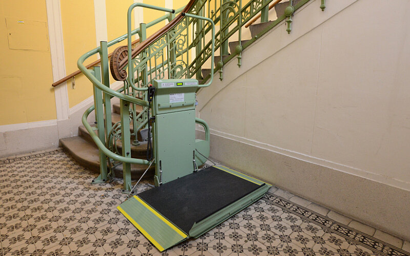 Omega Hublift-Lehner Lifttechnik