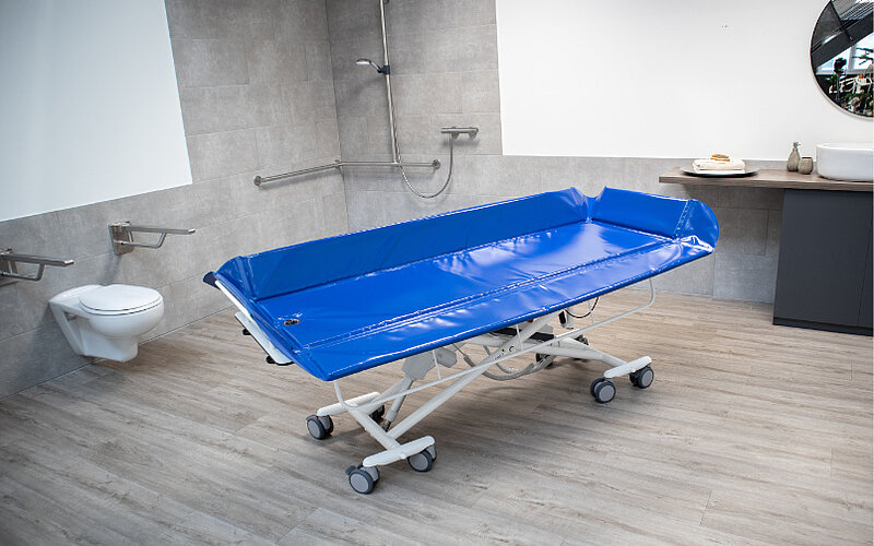 SINA Comfort-Duschliege-FiNiFuchs