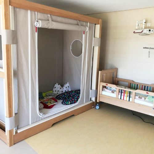 Kinderpflegebett-Kraus-Sanitaetshaus-FiNiFuchs